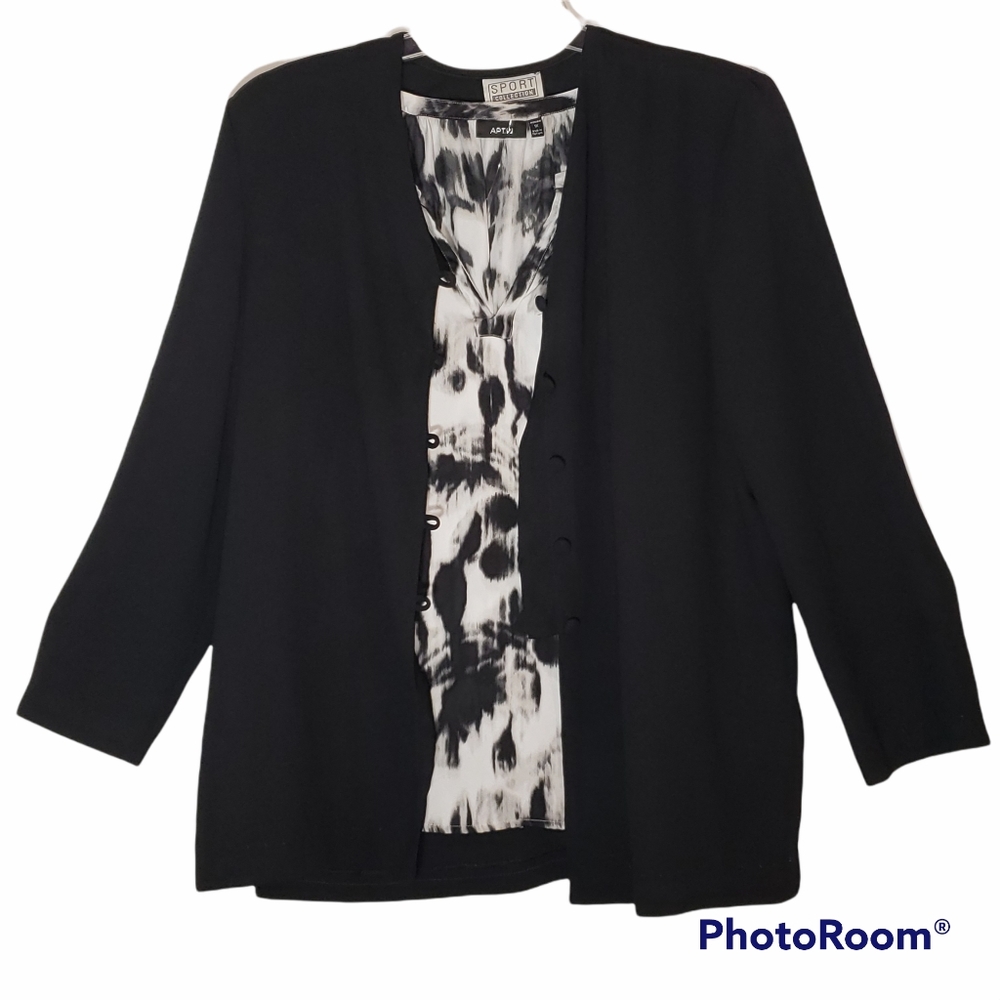 Sport Collection black Classic Suit Top. Size 14